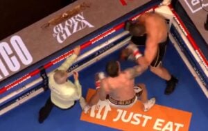 Oleksandr Usyk Controversially Stops Rico Verhoeven To Retain